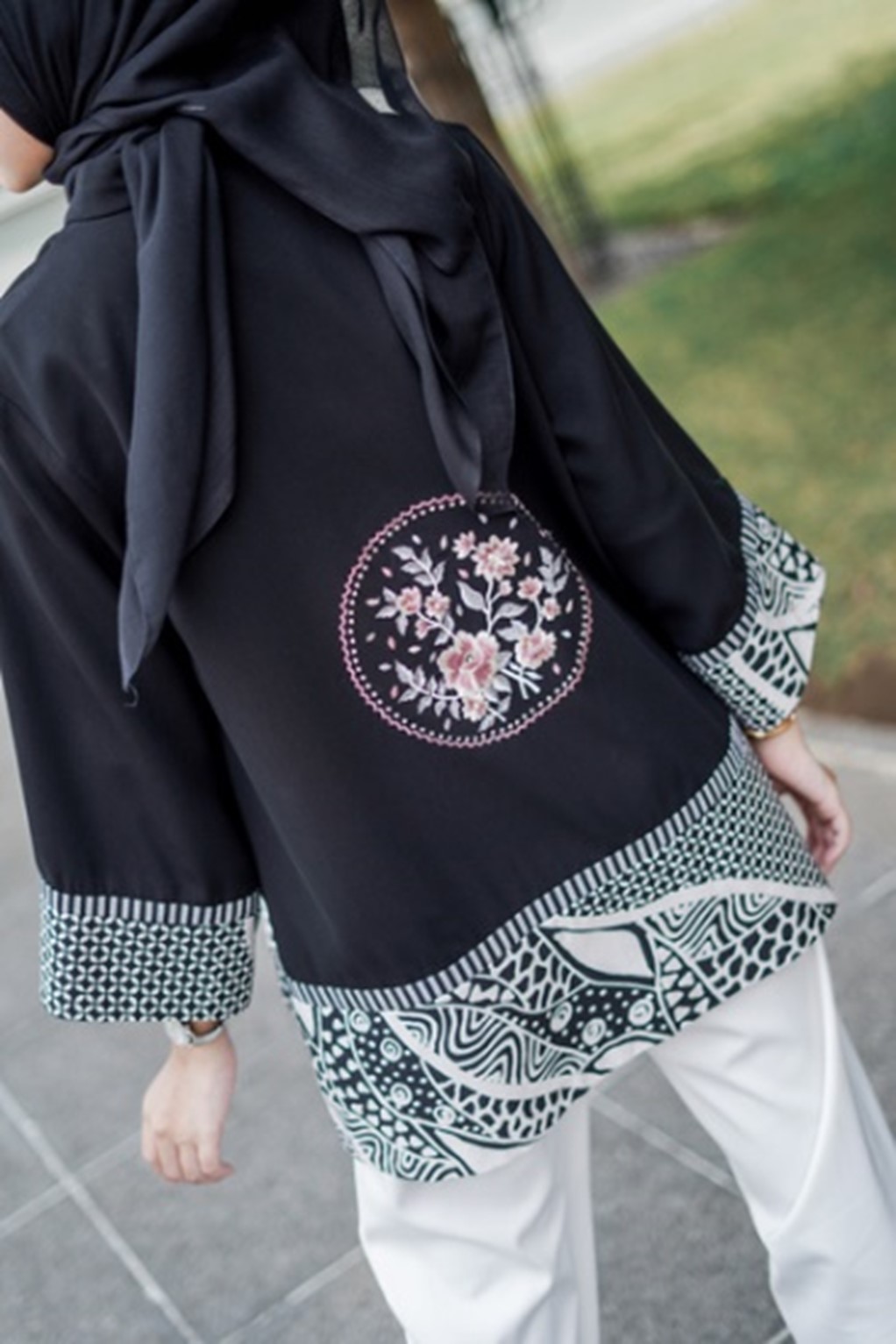 ANJANI BLOUSE BY PARADISE BATIK
