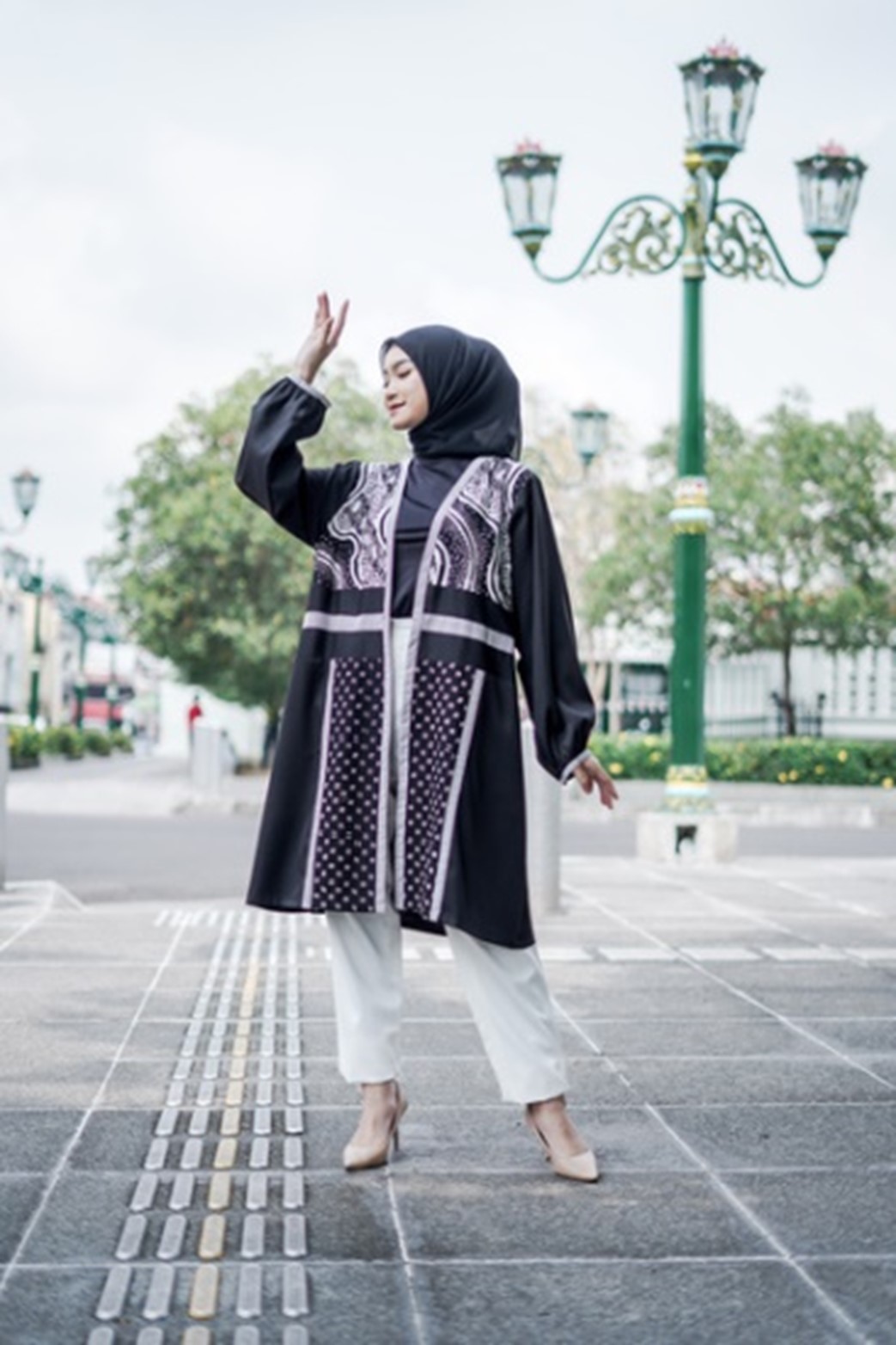 NUMA OUTER BY PARADISE BATIK