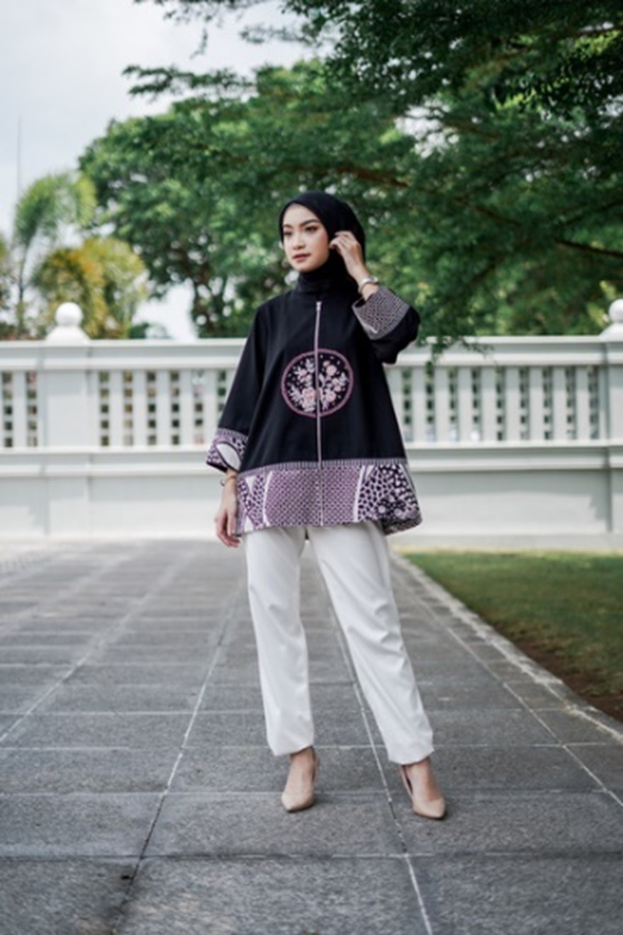 ANJANI BLOUSE BY PARADISE BATIK